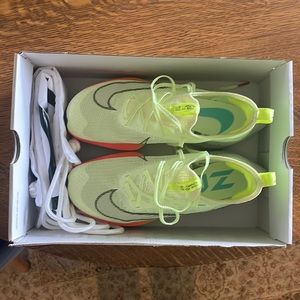 Nike Air Zoom Alphafly Next% flyknit running shoes